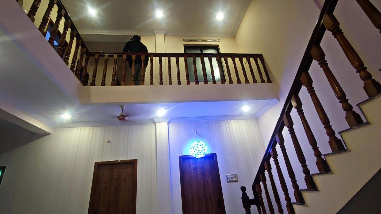 Le Cadillac Bungalow ปอนดิเชอรี ภายนอก รูปภาพ